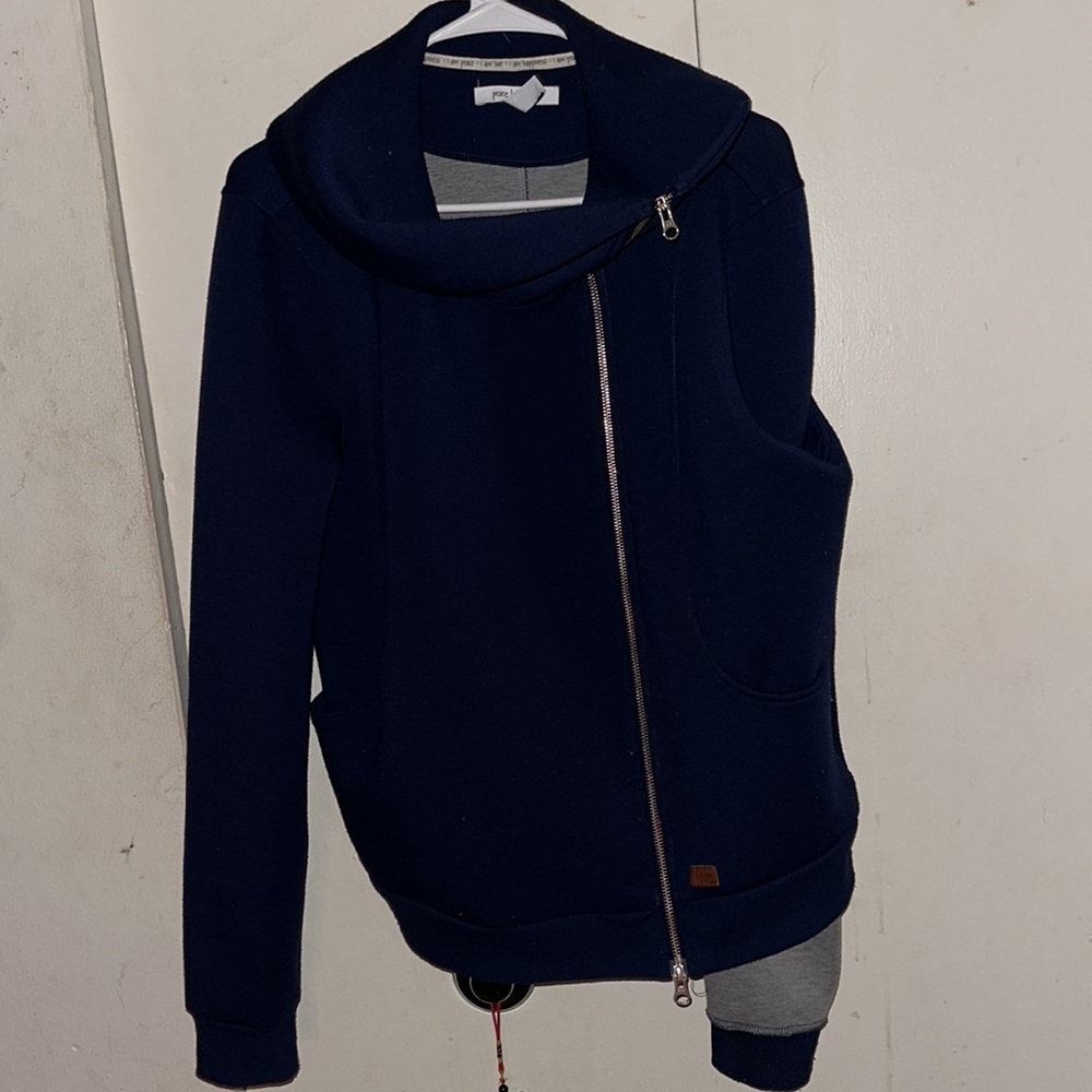 Womens Winter Coat Size Large.